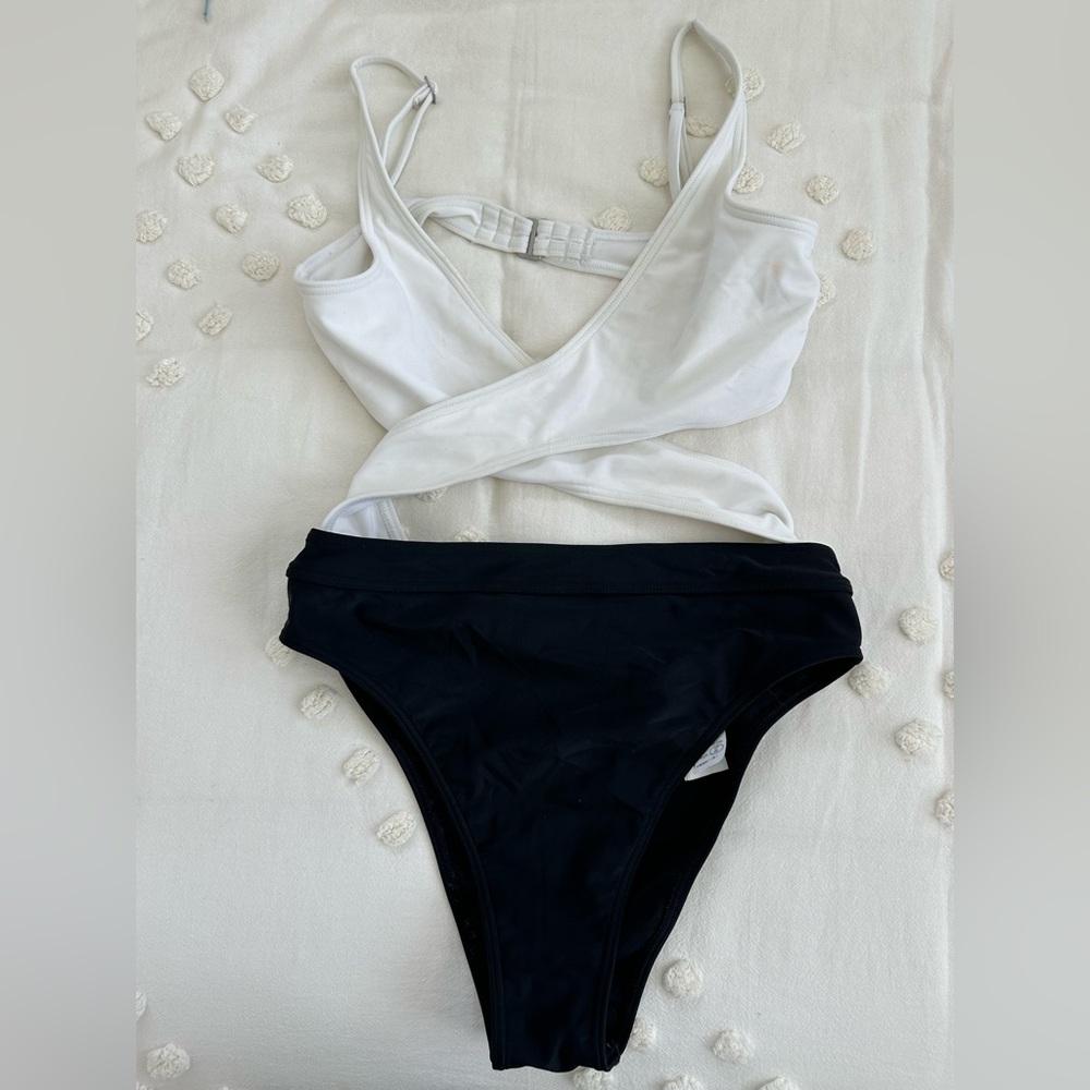 abercrombie & fitch one piece